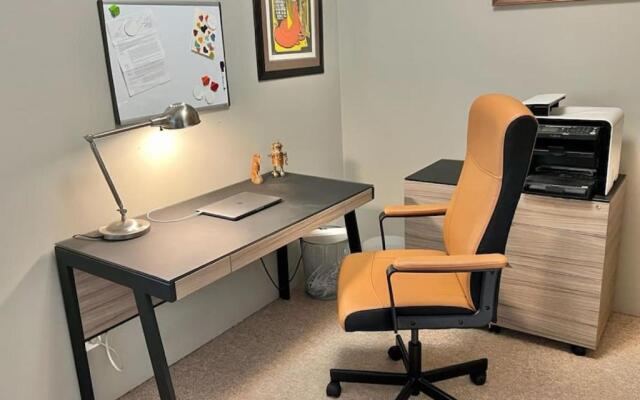 Beautiful 2 bedroom home with ocean and sunset views