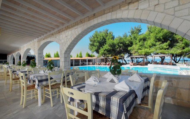 Portes Beach Hotel