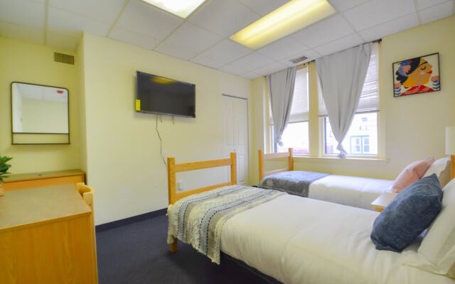 Michie House in College Hill - Hostel