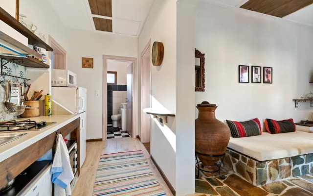 Snug Apartment in Agios Nikolaos With Garden