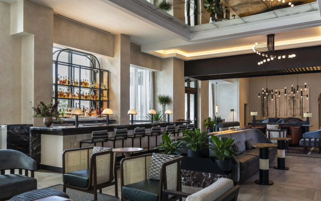 Thompson Savannah, by Hyatt