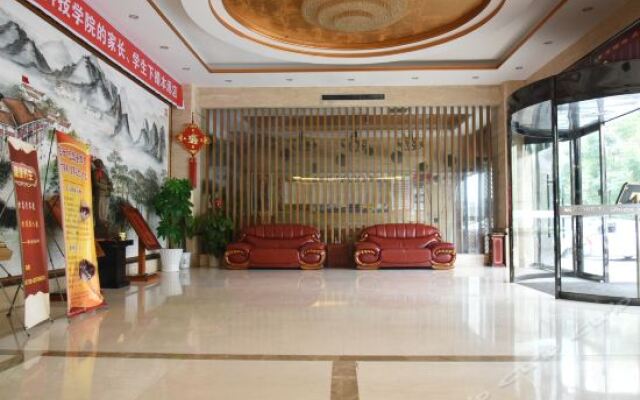 Kaicheng Hotel
