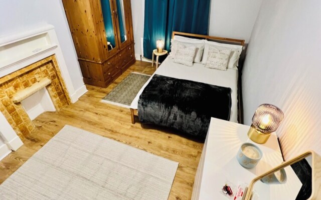 Rest Boutique Notting Hill