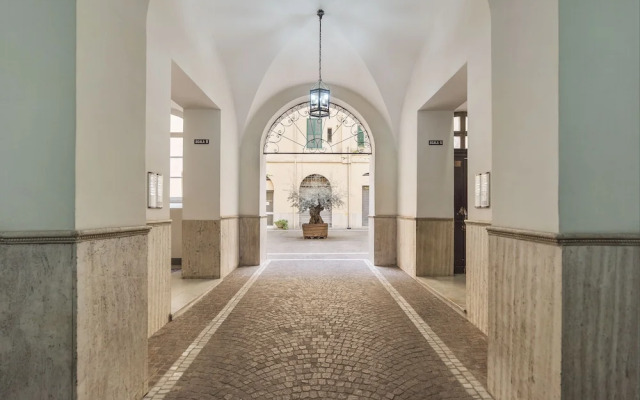 Colosseo & Colle Oppio Cozy Apartment