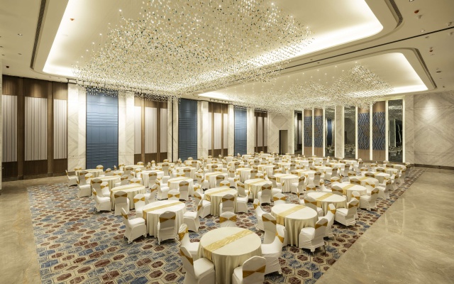 Radisson Resort Hatgad Saputara