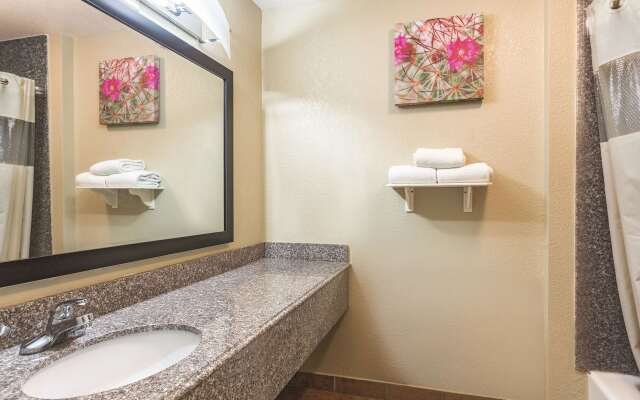 La Quinta Inn & Suites by Wyndham Deming