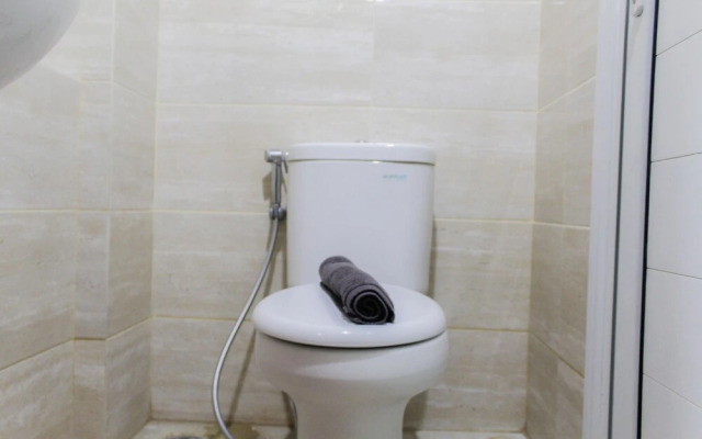 Bright Studio Apartment at Springwood Residence