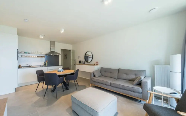 New-build Apartment Near the City Center