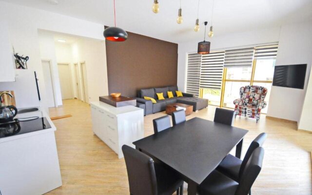 Orange Lux Apartments