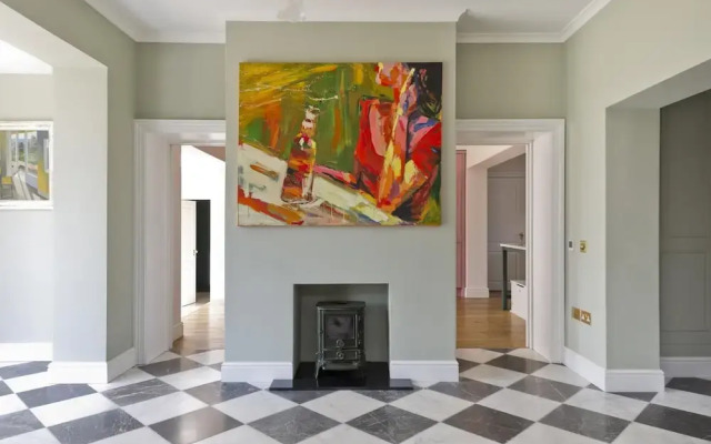 Amazing Spacious 5 Bed House Wimbledon