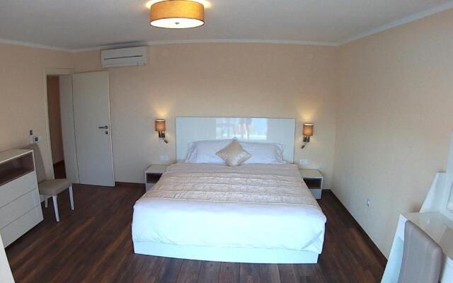 Apartments Peric