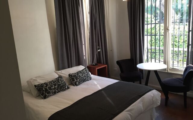WE Hotel