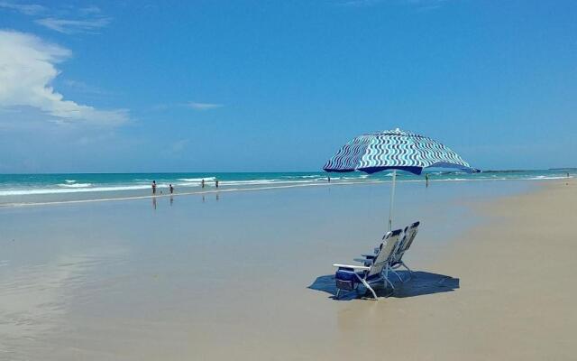 Areias do Mar Tranquilo com Varanda A317
