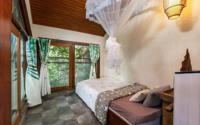 Hidden Garden Inn (Airport Transfer)