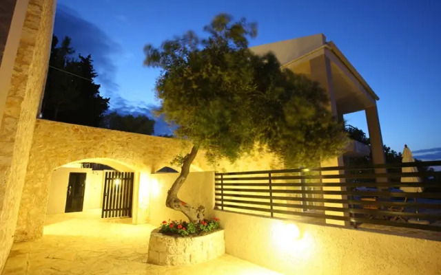 Stemar Luxury Villas