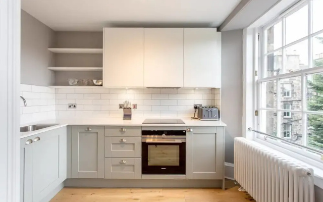 Torphichen Street 5 City Centre 2bed Apt