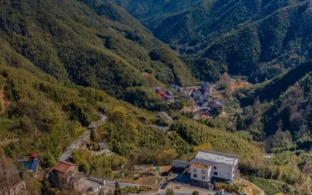 Yunhai YUNHAI · Canyon Landscape Homestay Village