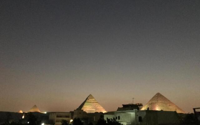 Studio Farida Pyramids View