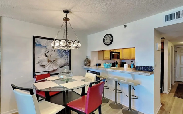 Ocean Breeze East by SVR