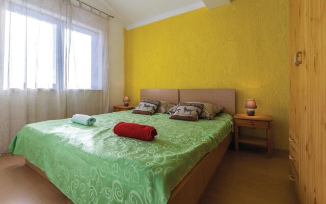 Stunning Home in Zbandaj With Wifi and 2 Bedrooms