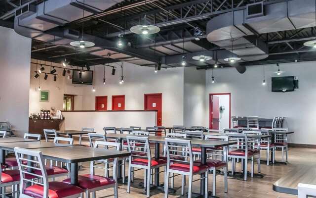 Comfort Inn Laval
