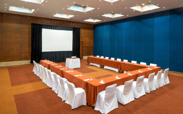 Real Inn Guadalajara Expo