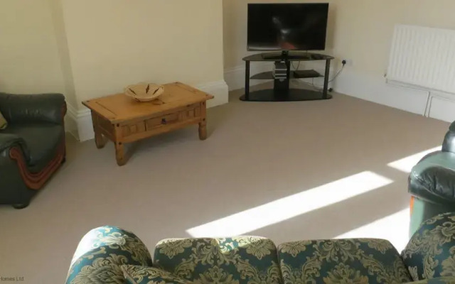 Marlborough Apartment