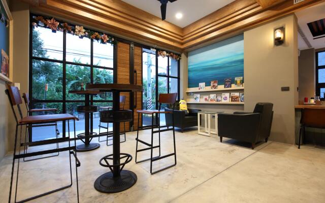 Midori Hostel