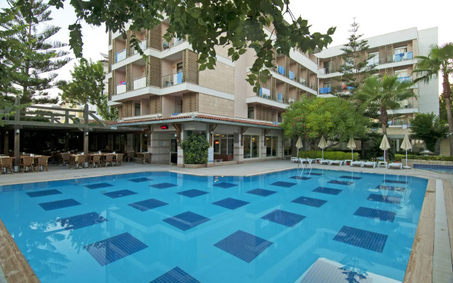 Trendy Side Beach (Adults Only, 16+)