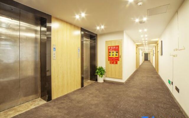 Youmi Hotel