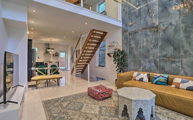 Upscale + Unique Townhome in University City!