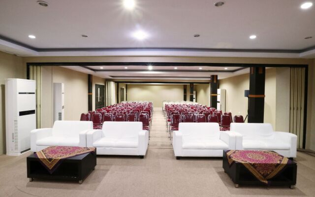 Tembok Batu Residence