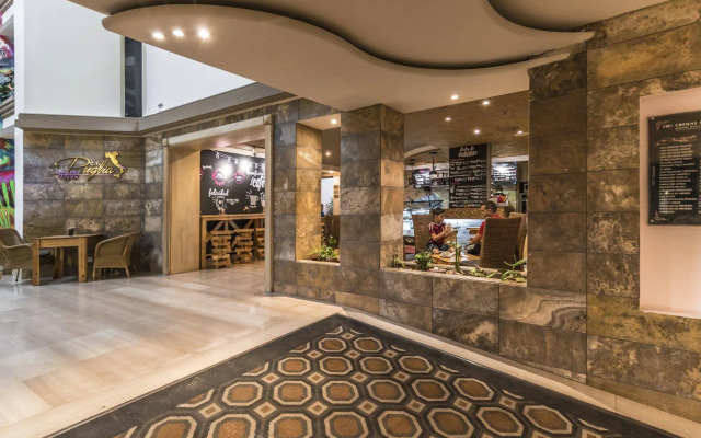 Maruma Hotel and Casino