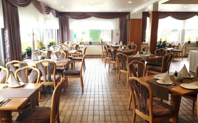 Louis Hotels
