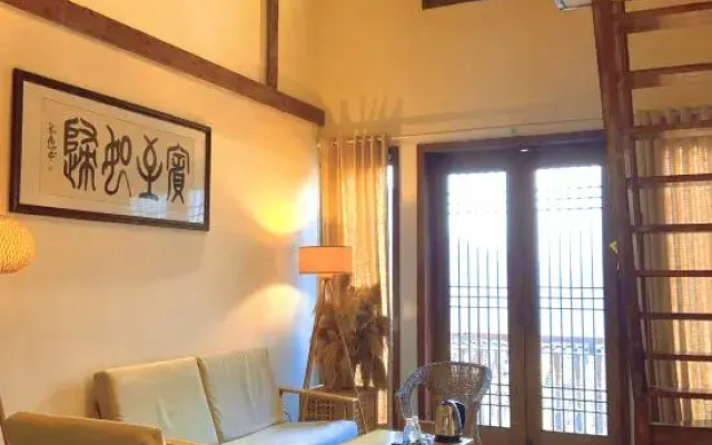Baoxing Snow Mountain Home No.42 Homestay