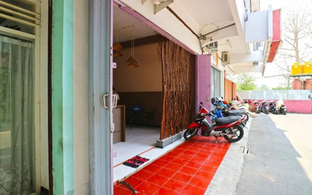 Pondok Backpacker City Square