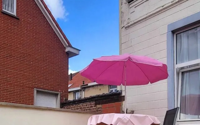 Charming 1-bedroom Appartment Near Nato