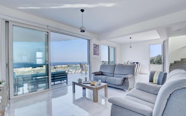 "villa Clea,stunning 4bdr Protaras Villa, Seaviews"