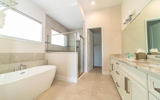Spacious Home in Bears Den Near Disney with Private Pool & Resort Amenities - 7928JC