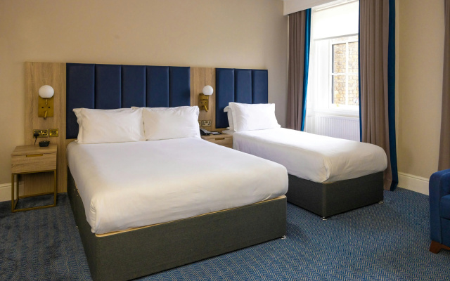 Dover Marina Hotel & Spa, Tapestry Collection by Hilton