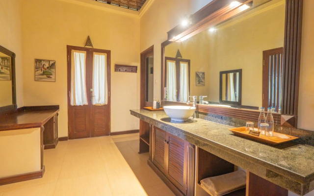 Amertha Bali Villas Beach Front Resort and Spa
