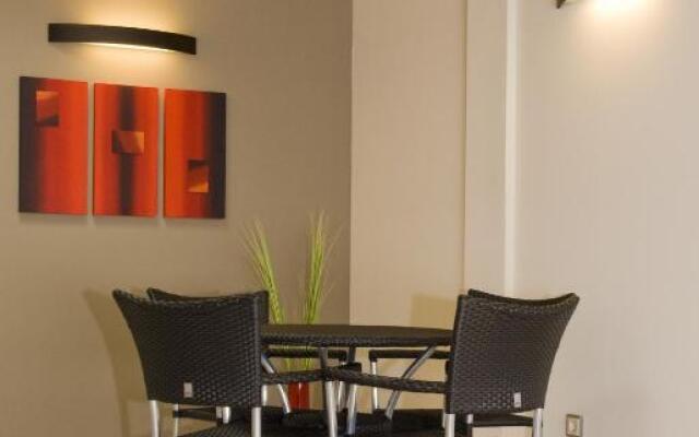 Matchpoint Hotel