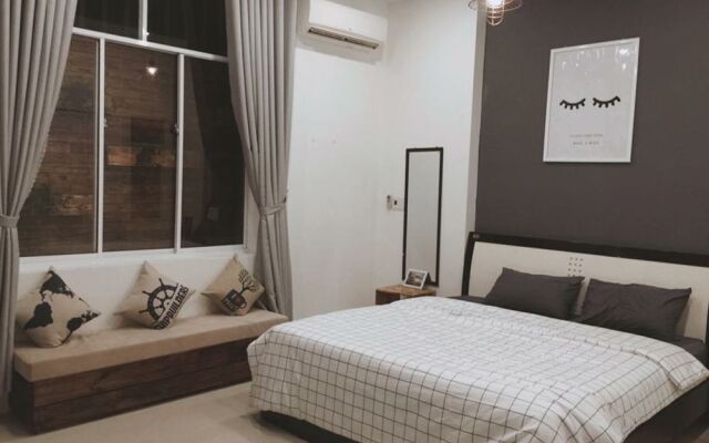 Little Flower Homestay Da Nang