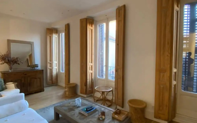 The Balconies I Apartment With Three Balconies in Malasana