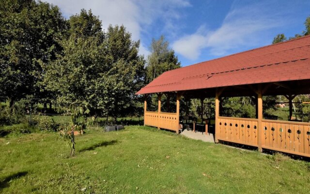 4-room Holiday Apartment With Garden Only 5 Minutes to the Lake