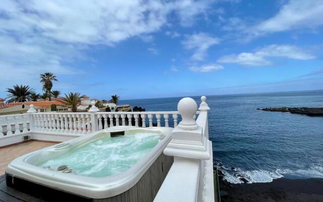 Luxury Villa Los Gigantes