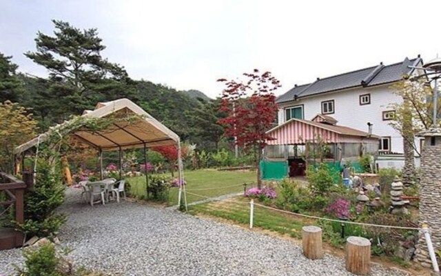 Wongju Pine Pension