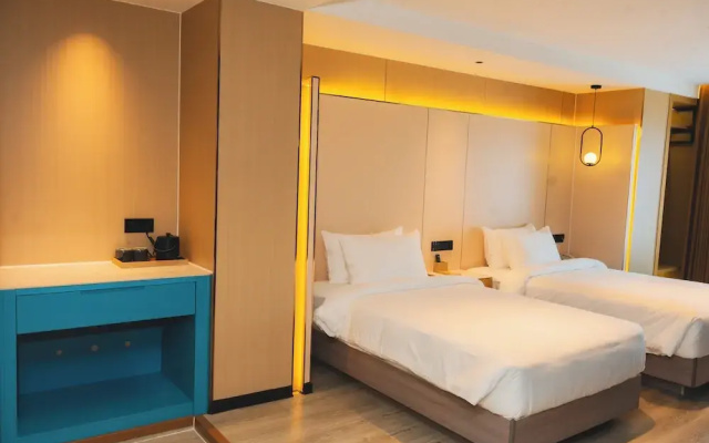Jiuding Joy Hotel