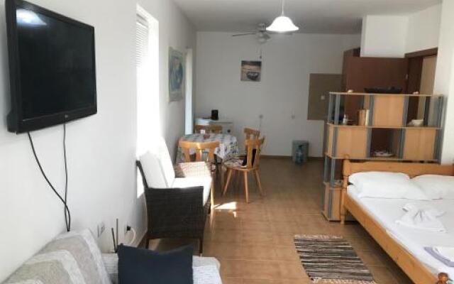 Vakancionna Studio