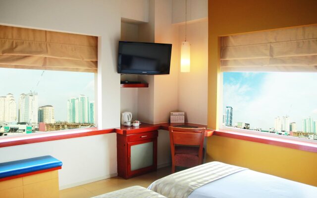 Sparks Life Jakarta, ARTOTEL Curated